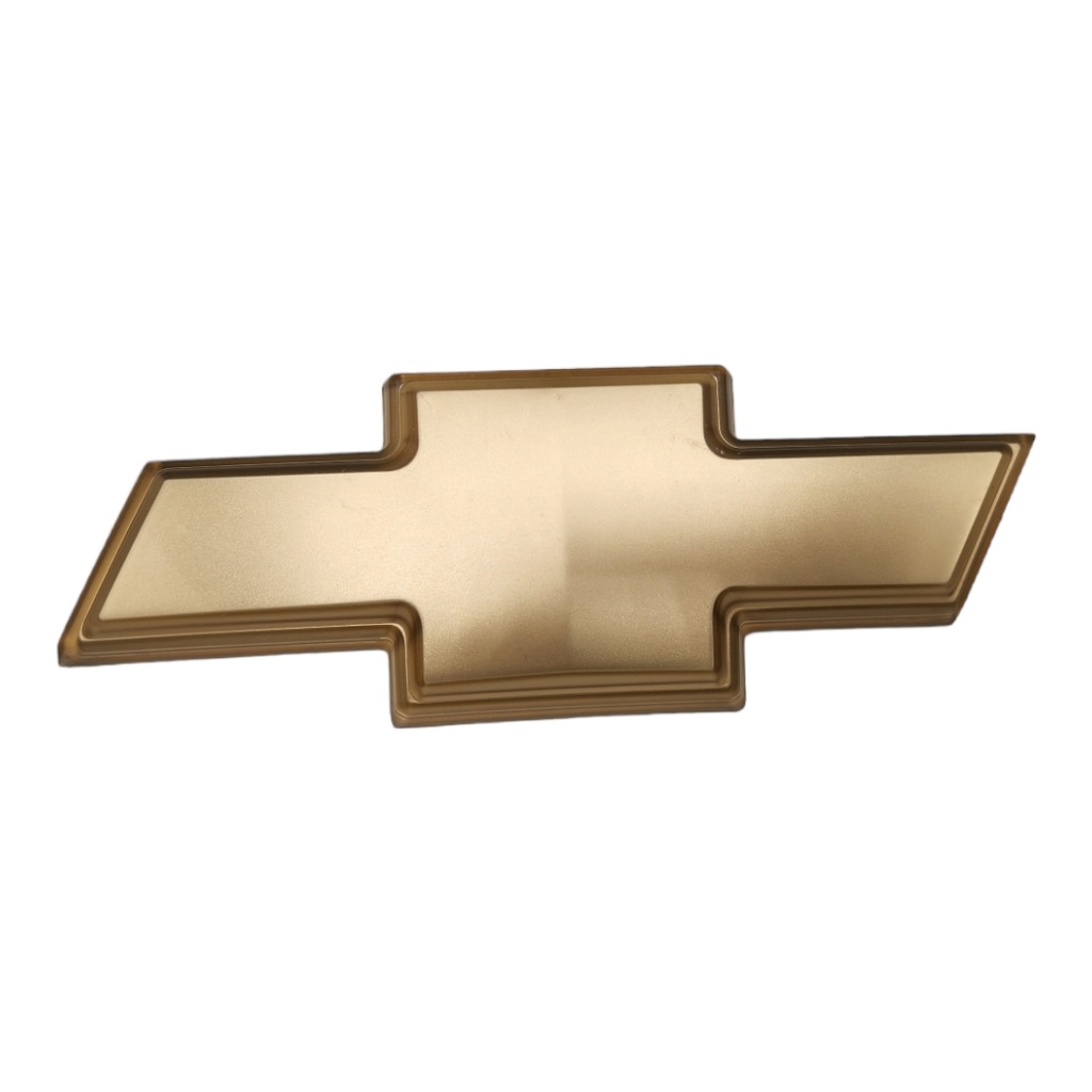 EMBLEMA PARRILLA AVEO LT / LS